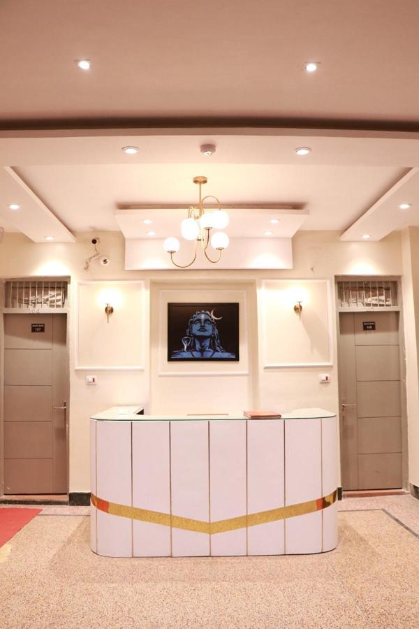 Amrit Hotel 뉴델리 외부 사진